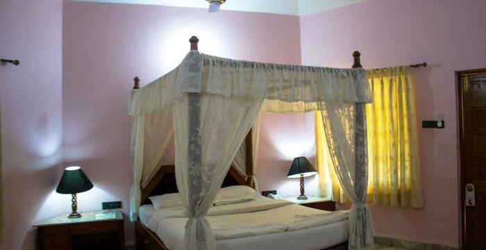 Leoney Resort